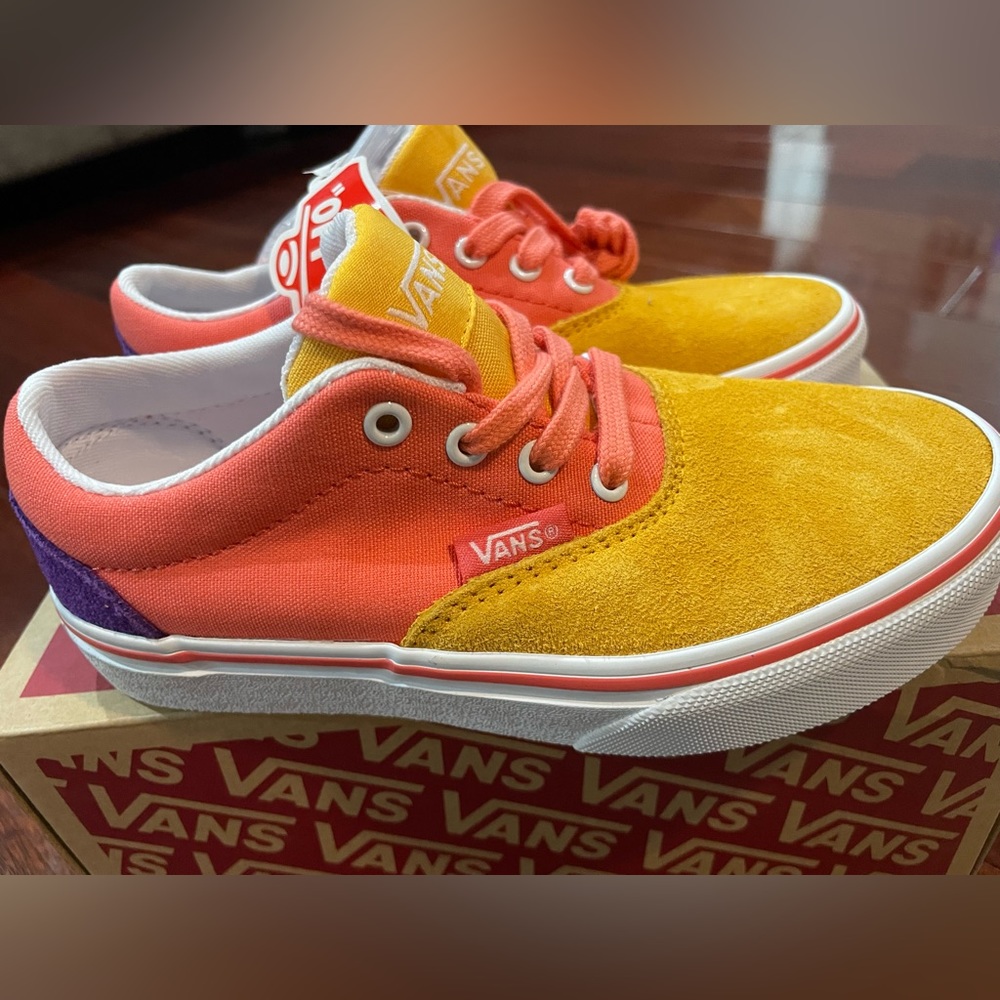 Multicolor Vans